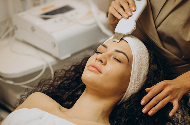 What Causes Enlarged Pores? How Often Should I Get a Facial for Optimal Skin Health? | Kosmoderma