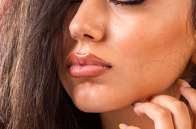 Kosmoglow Facial: Your Guide To Celeb-worthy Skin Glow! | Kosmoderma